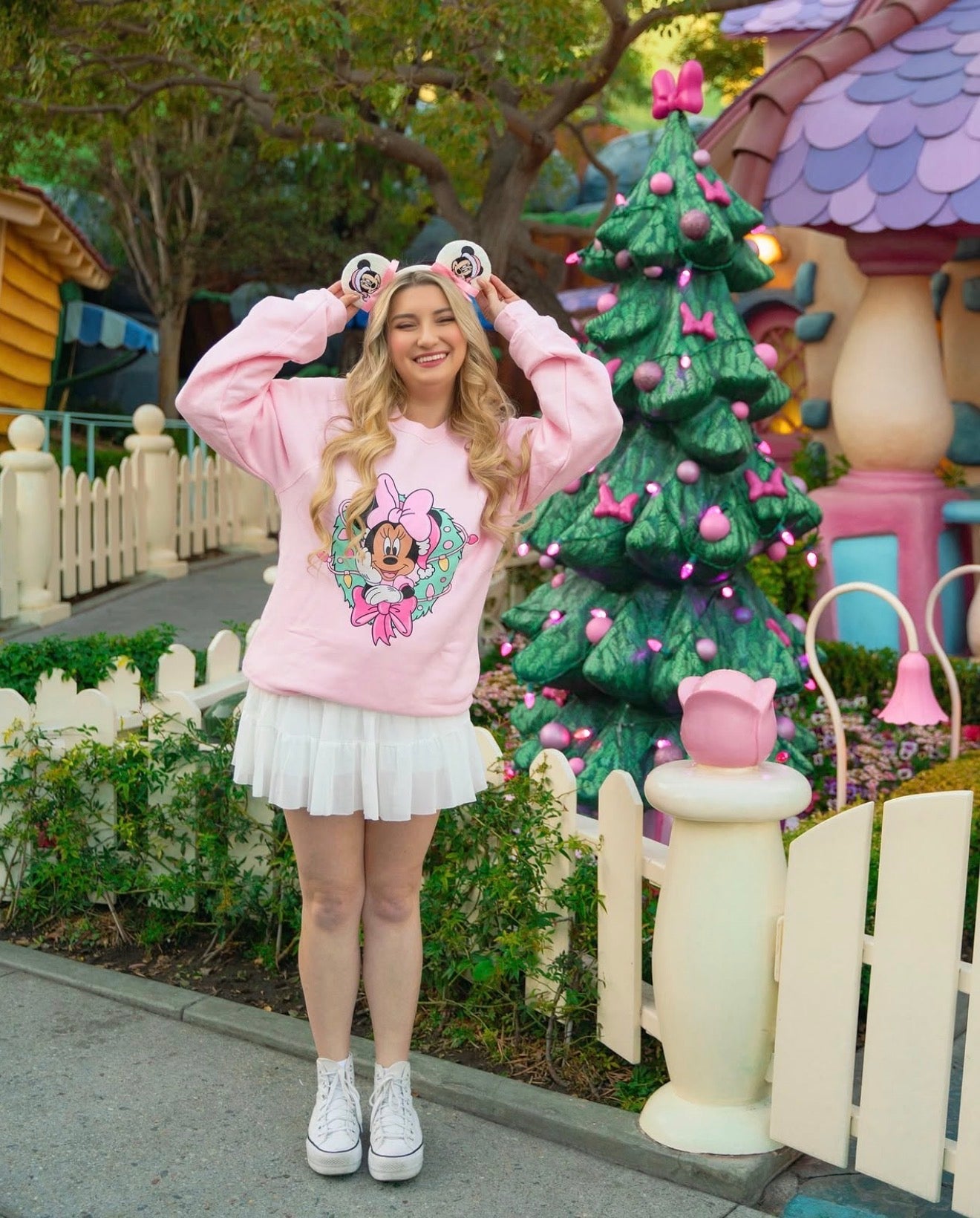 Santa Min Mouse Ears in Pink (Pre-Order)